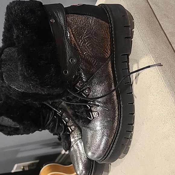 Pajar Penny Pewter Faux Fur Snow Boot Sz. 8/8.5 - Picture 3 of 16